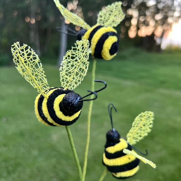 Big Belly Bee Spray Easter Spring Tree Trimming Home Wreath Accent Decor Crafts - Picture 3 of 5